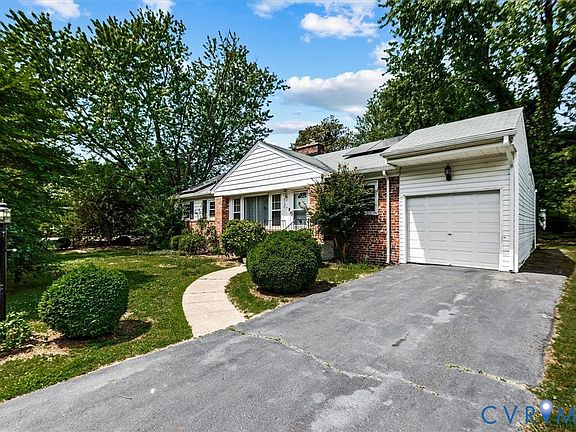 2nd image of 3100 Oconto Rd