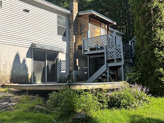 4th image of 294 Raish Hill Rd