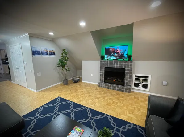 135 West 30th Street image 2 of 50