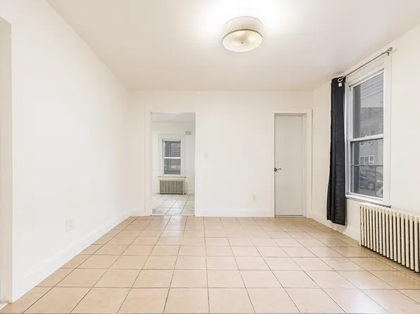 117 Sherman Avenue image 2 of 29