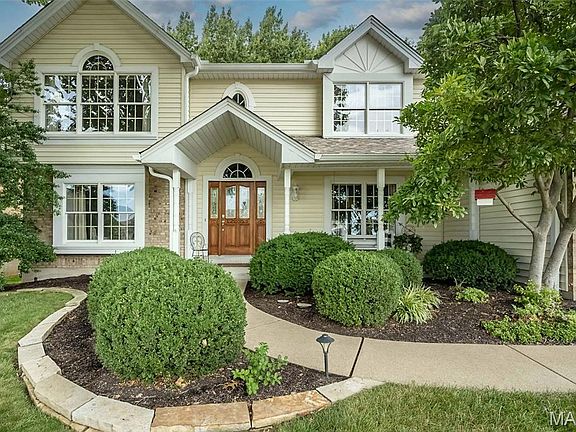 5th image of 1551 Country Bend Dr