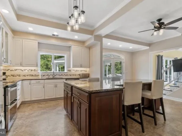 11615 Bonaventure Dr, Upper Marlboro, MD 20774