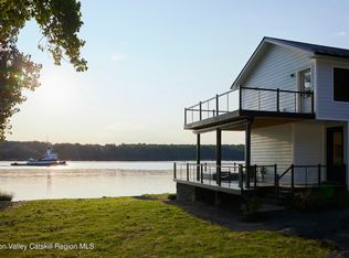 57 River Rd, Saugerties, NY 12477