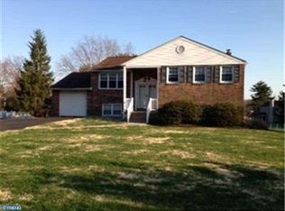 188 Cherry Blossom Dr, Churchville, PA 18966