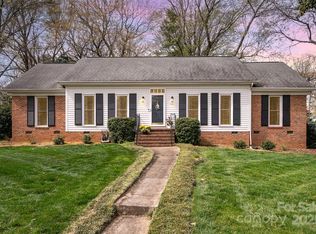 7520 Whistlestop Rd, Charlotte, NC 28210