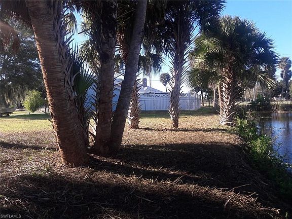 2nd image of 1033 Gator Ln