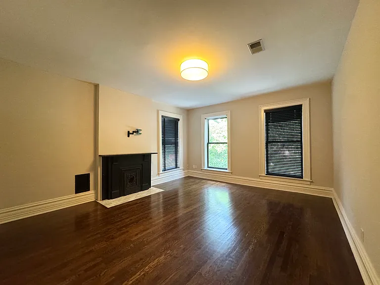 3011 Grand Ave — Photo 19