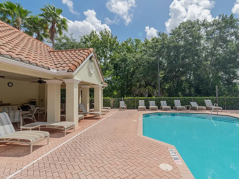 7522 Herrington Ln — Photo 27