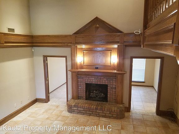 4th image of 4811 Gaylewood Ct