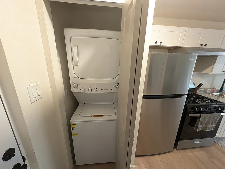 316 Princeton Dr SE #4 — Photo 7