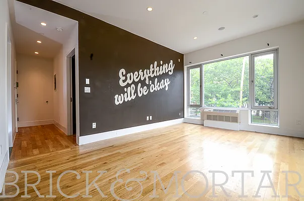 Rented by Brick&Mortar | media 23