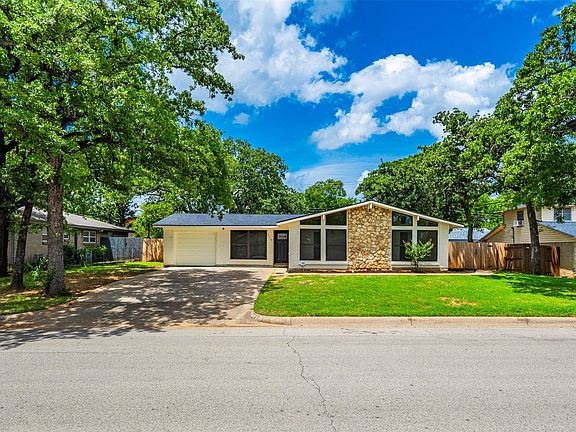2nd image of 3701 Alhambra Dr