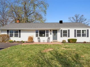 619 Parker Dr, Ballwin, MO 63021