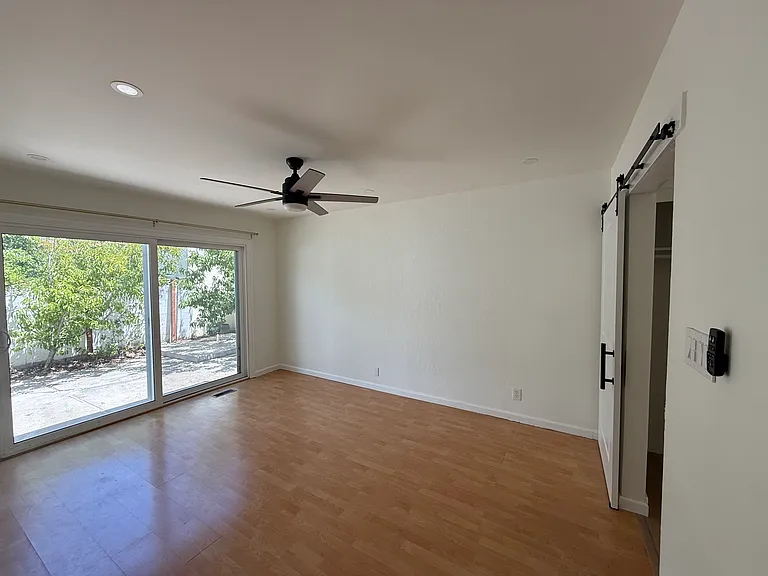40930 Rioja Ct — Photo 8