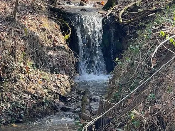 1008 Blair Loop Rd, Walland, TN 37886