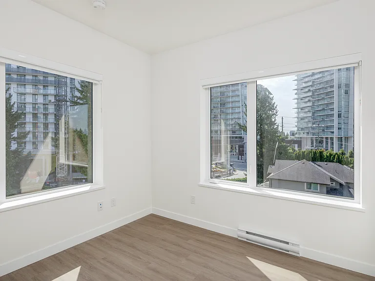 633 Gardena Dr — Photo 7