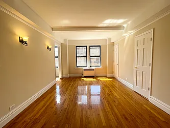 121 East 31st Street