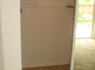 943 Oak Ave #B, Carlsbad, CA 92008
