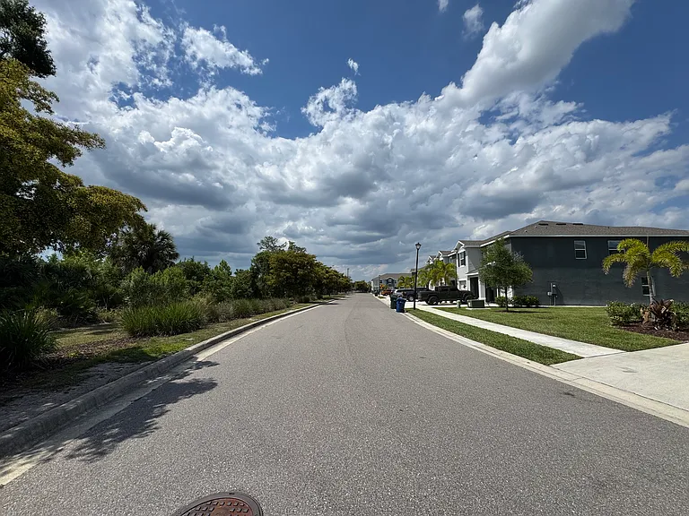 8809 Milestone Dr — Photo 24