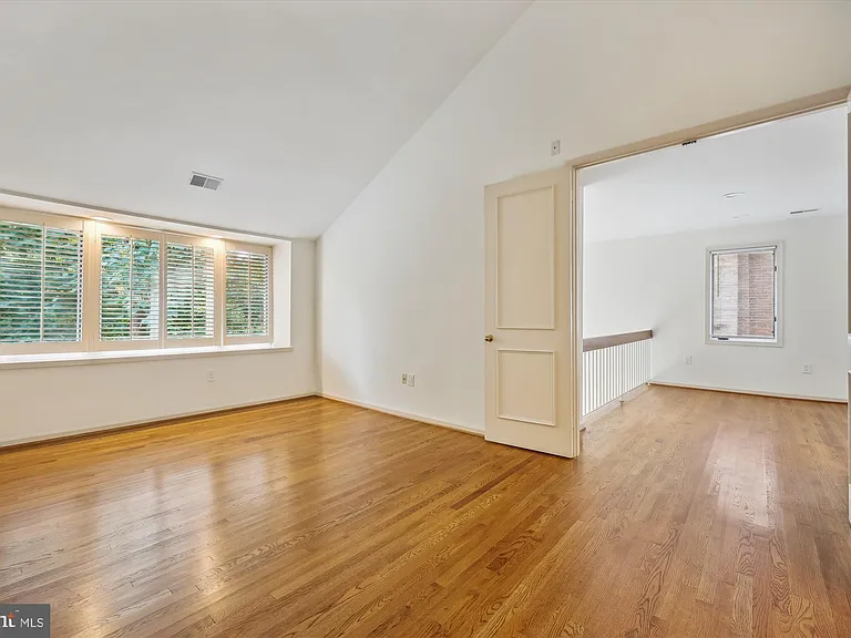 6 Goldleaf Ct — Photo 14