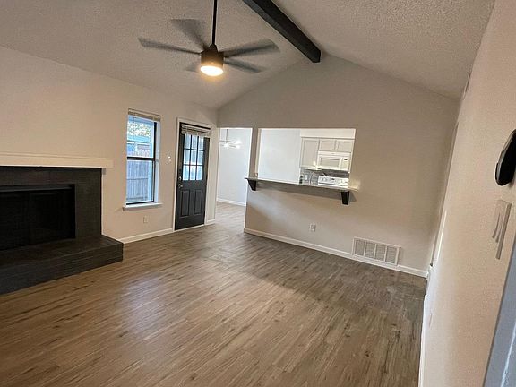 4th image of 2518 Indigo Ln