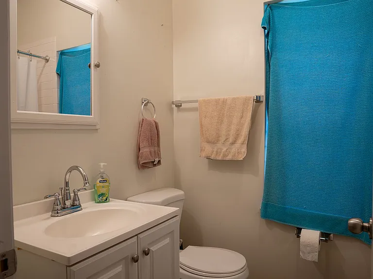 4705 N Troy St — Photo 12