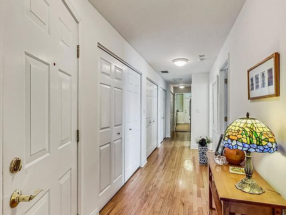 5th image of 4015 N Central Park Ave #1S