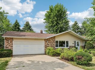 200 Tower Dr, Sun Prairie, WI 53590