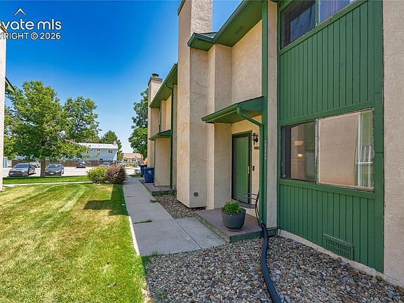 3rd image of 2352 Washo Cir