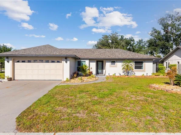 3200 Meadow Run Dr, Venice, FL 34293