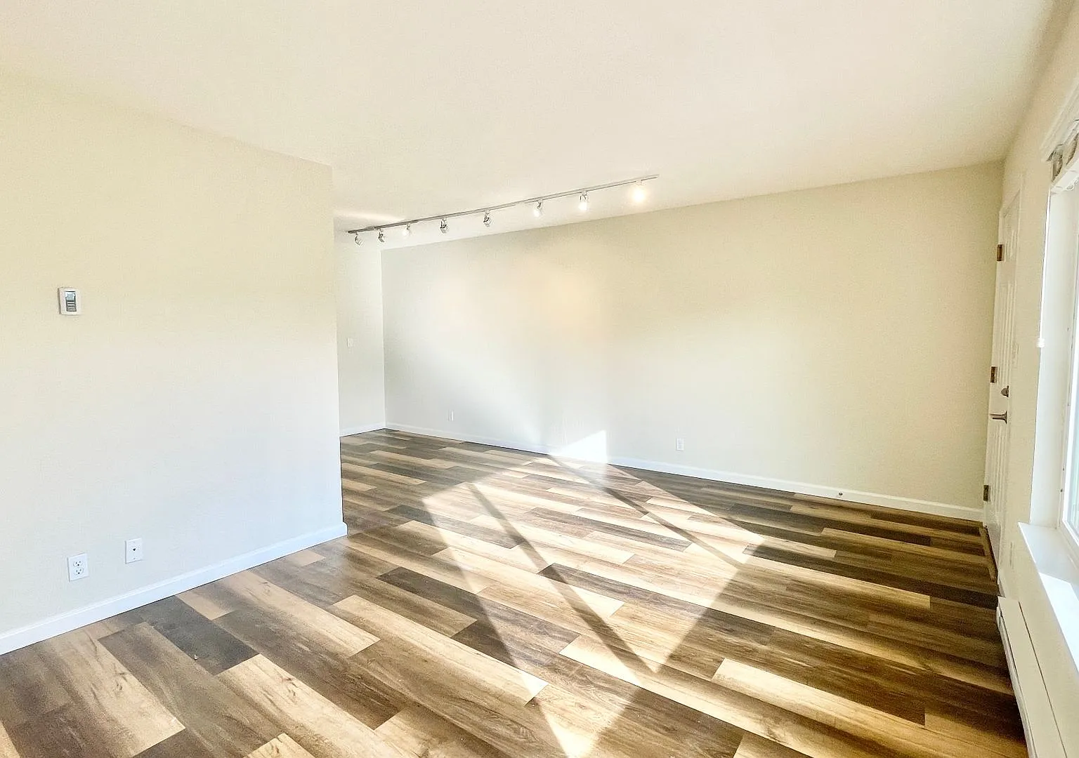 Gateway Apartments — Photo 3