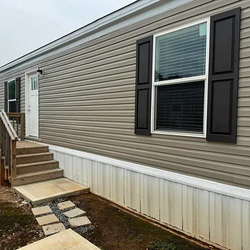 82 Teasley Ln — Photo 6