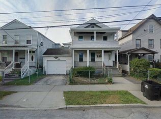 27 Harrison St #B, Poughkeepsie, NY 12601
