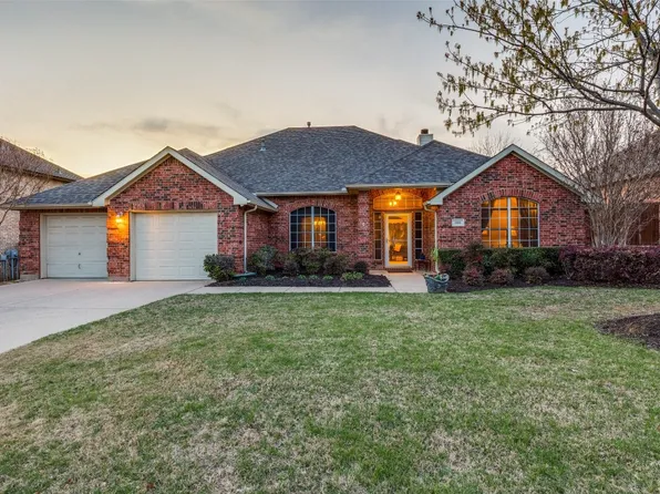 308 Flagstone Dr, Burleson, TX 76028