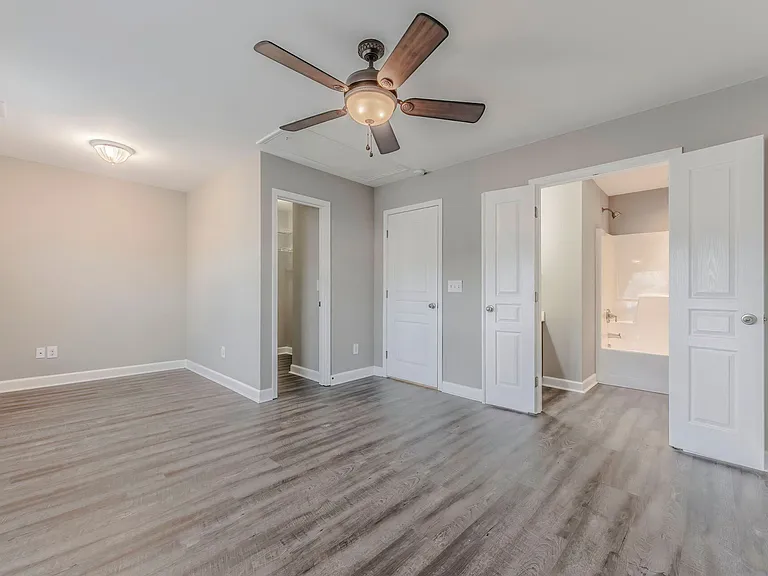 713 Samuel Cary Dr — Photo 38