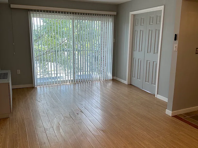 4423 Romlon St #102 — Photo 12