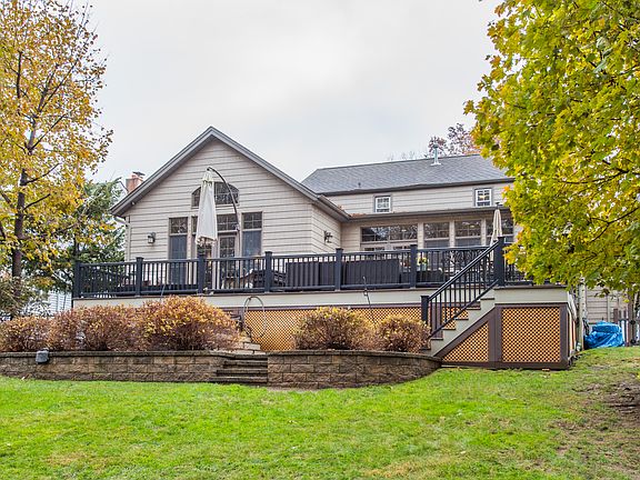2nd image of 80 Briarwood Ter