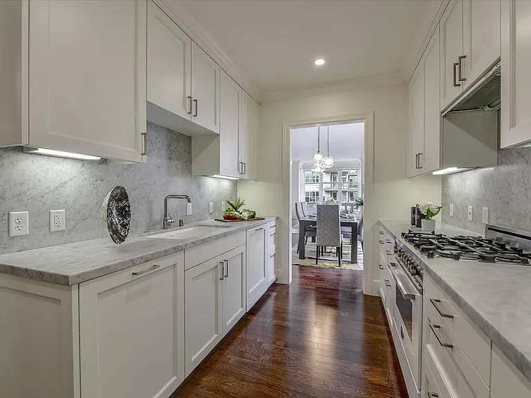 1645 Pacific Ave #5D — Photo 10