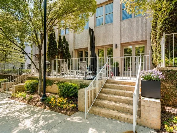 876 3rd St, Alpharetta, GA 30009