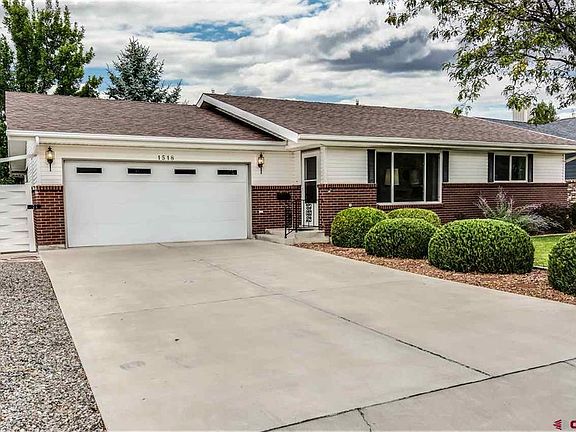 2nd image of 1518 Manchester Drive