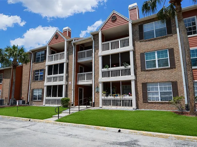 10200 Gandy Blvd N #1313 — Photo 3