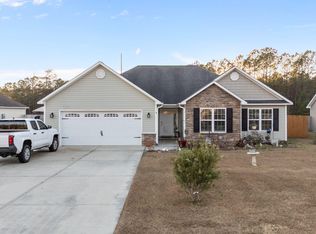 104 Apple Dr, Havelock, NC 28532