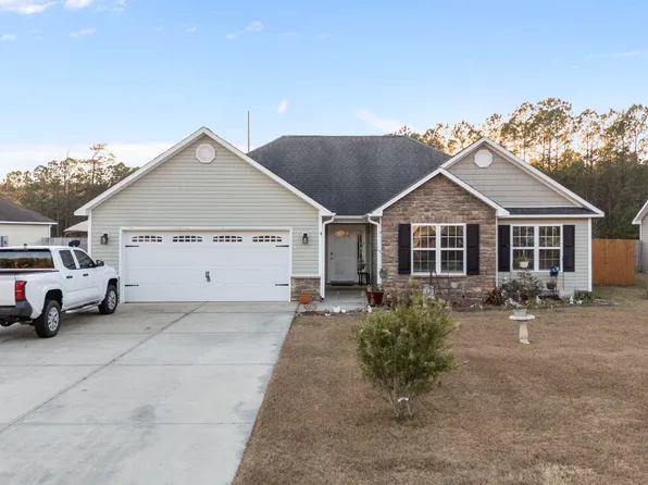 104 Apple Drive, Havelock, NC 28532