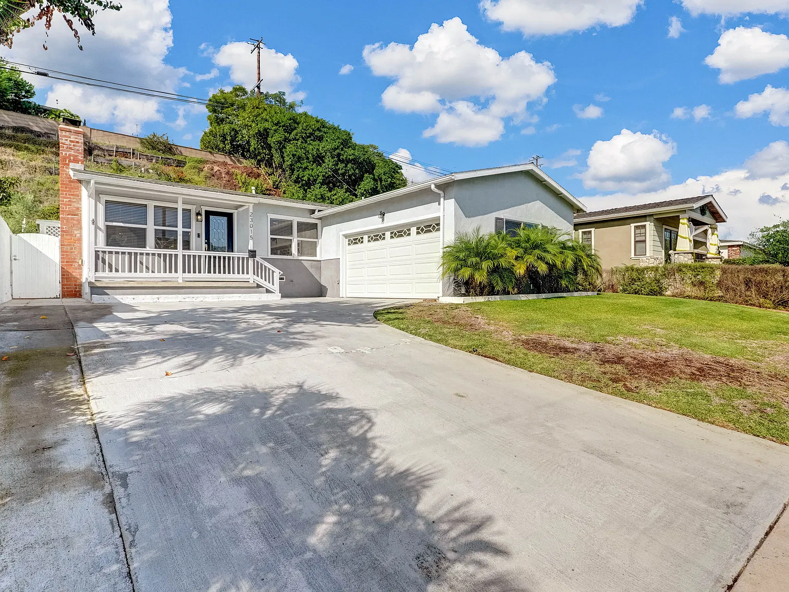 23015 Kathryn Ave — Photo 1