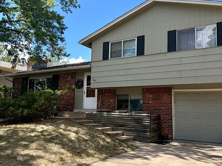 1001 Waite Dr — Photo 1