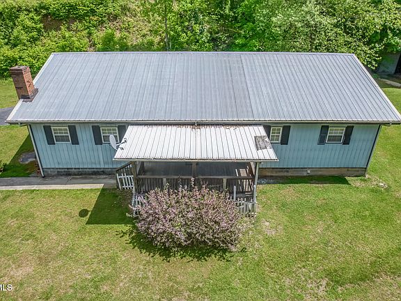 3rd image of 231 Ollis Bowers Hill Rd