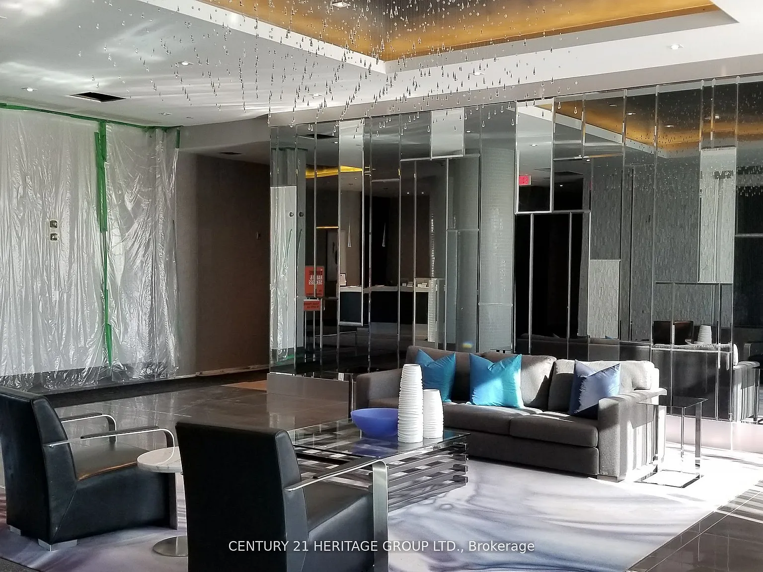 2 bed, $2,595 — Photo 3