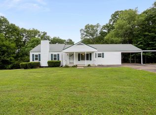 637 Windsor Dr NE, Graysville, AL 35073