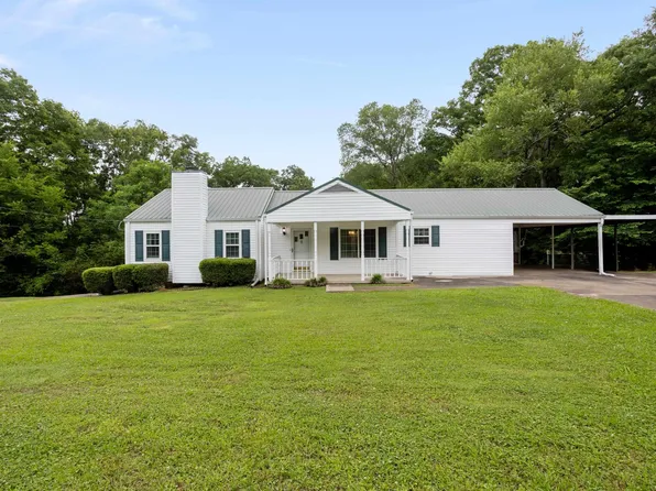 637 Windsor Dr NE, Graysville, AL 35073