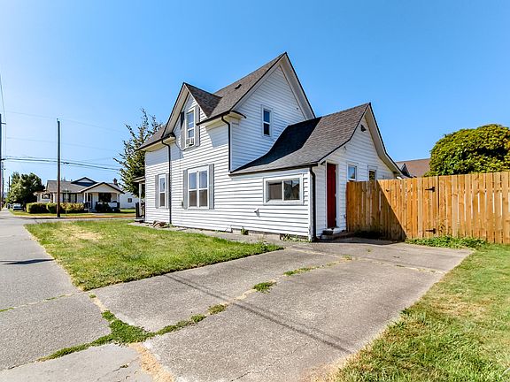 Parking for Bottom unit.